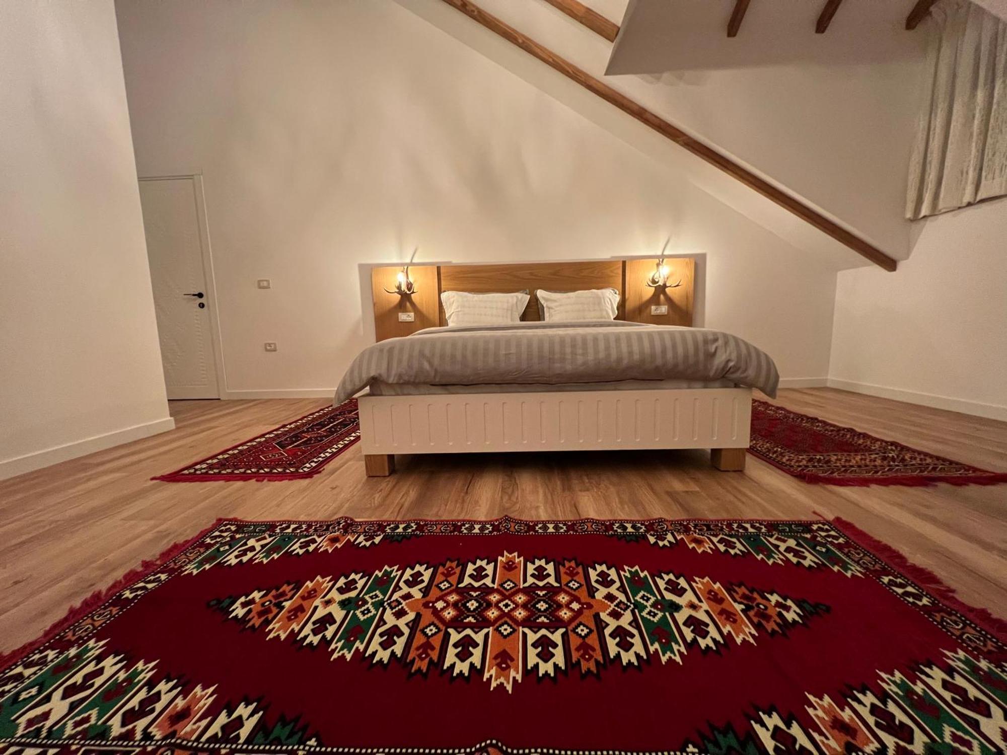 Hotel Chestnut Hill Bajram Curri Pokoj fotografie